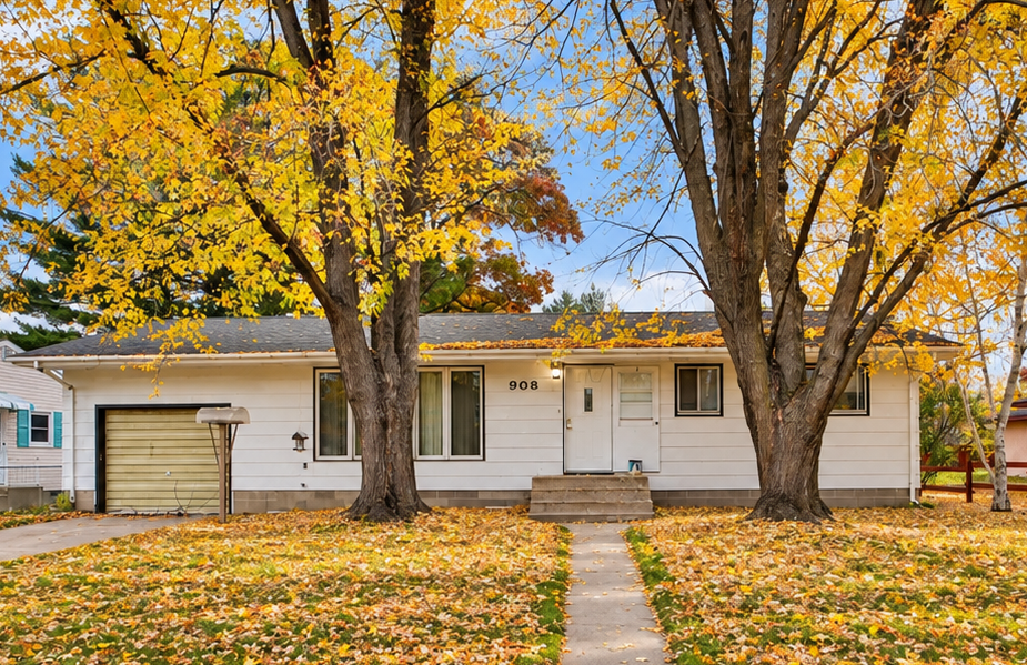 908 12th Avenue Ne, Brainerd, MN 56401 - #1