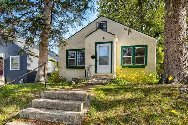 3350 Vincent Avenue N, Minneapolis, MN 55412
