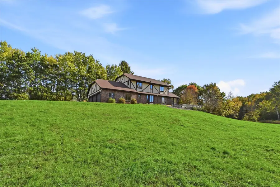 9220 53rd Street N, Lake Elmo, MN 55042 - #3