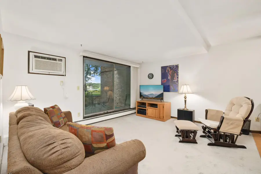 4201 Lakeside Avenue N #113, Brooklyn Center, MN 55429 - #2