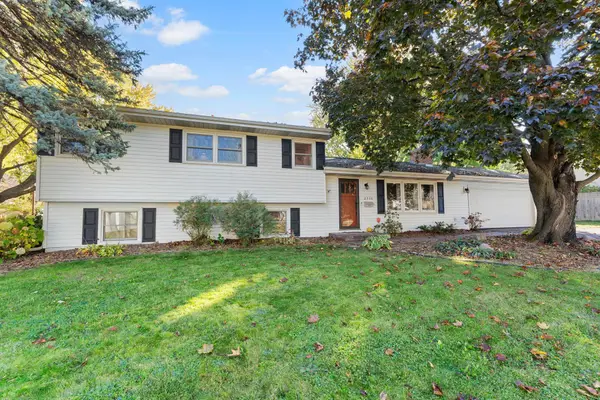 2360 Decatur Avenue N, Golden Valley, MN 55427
