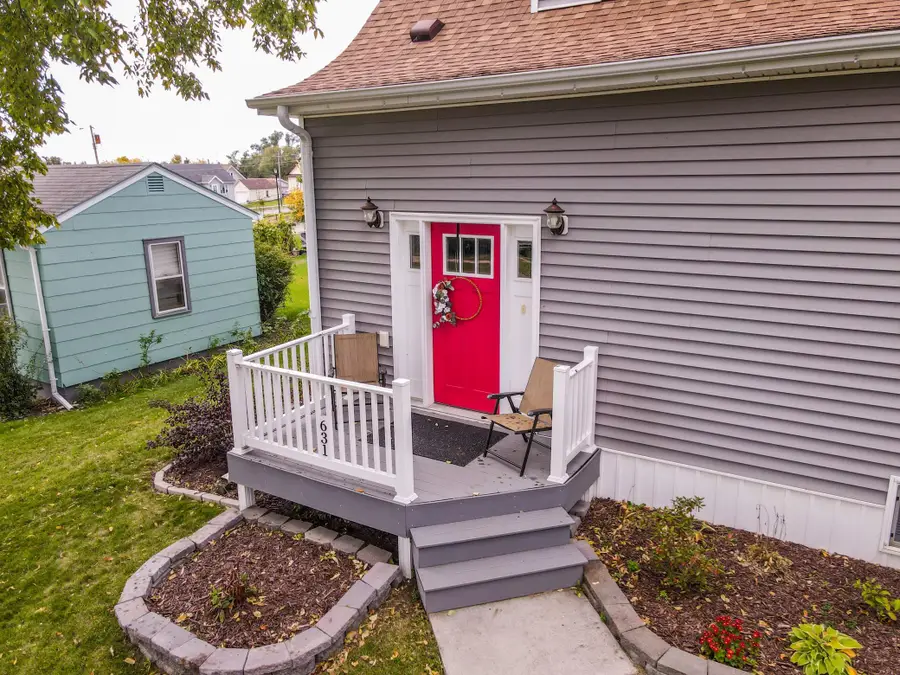 631 4th Avenue Nw, Valley City, ND 58072 - #2