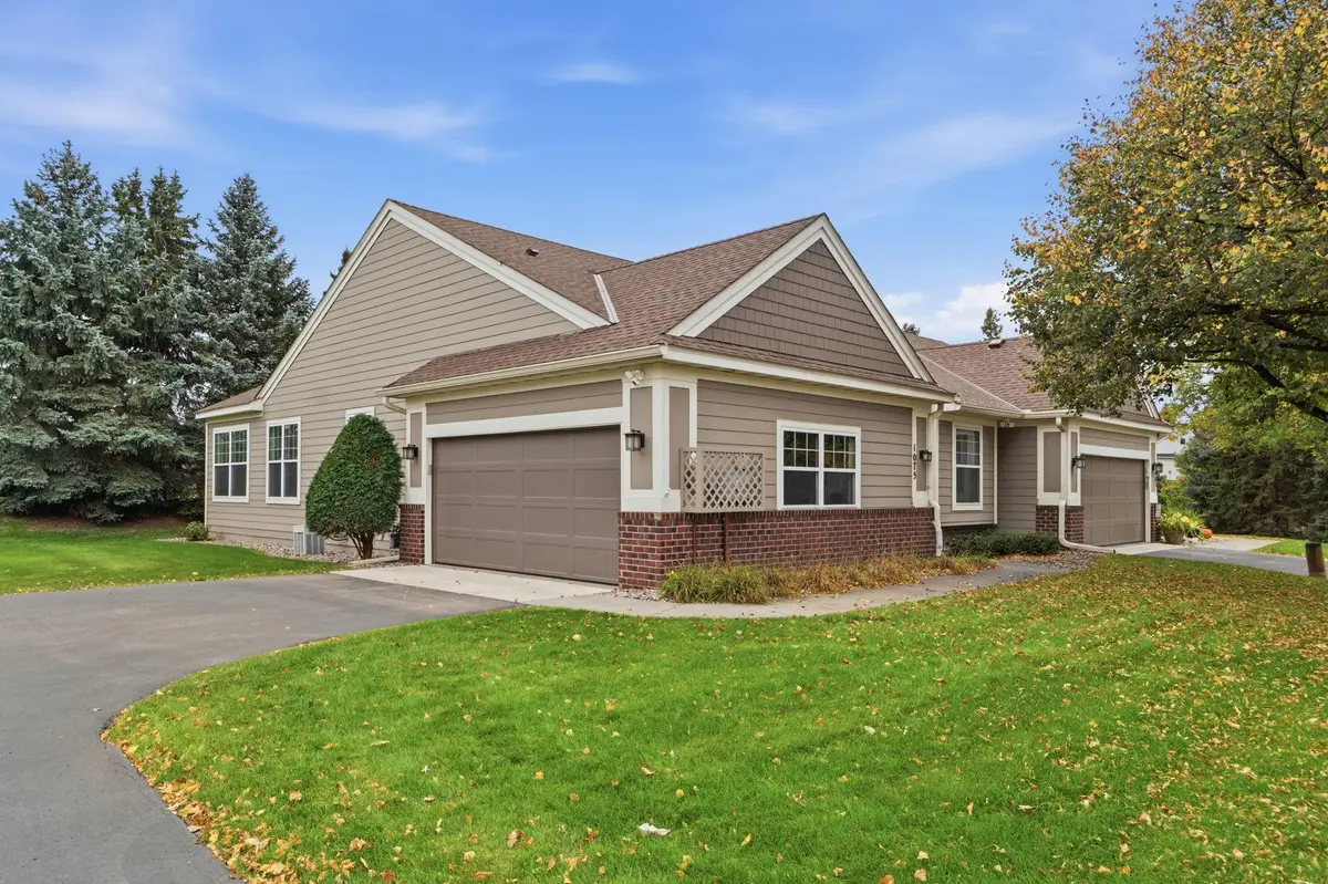 1075 Victoria Greens Boulevard, Victoria, MN 55386 - #1