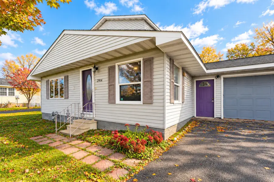 2904 11th Street Ne, Austin, MN 55912 - #2
