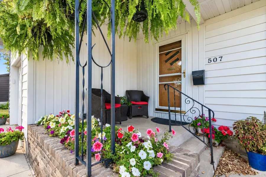 507 1st Street Sw, Madelia, MN 56062 - #2