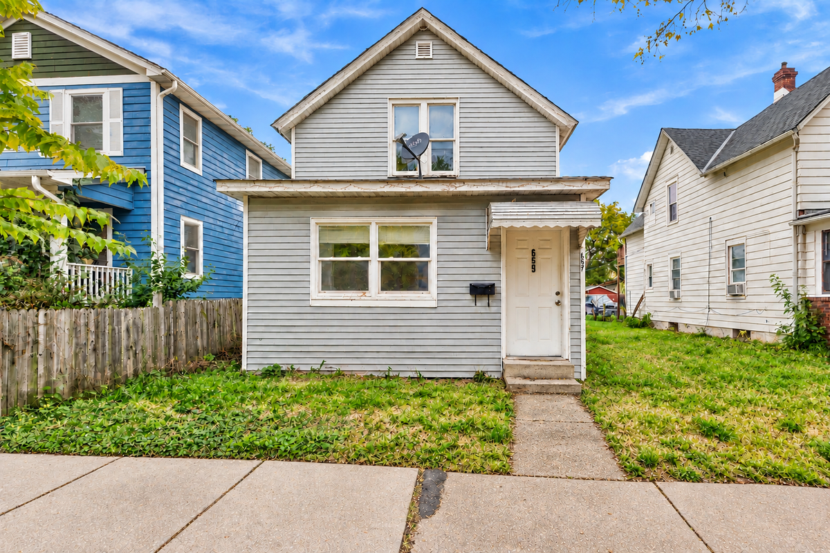 659 Edmund Avenue, Saint Paul, MN 55104 - #1