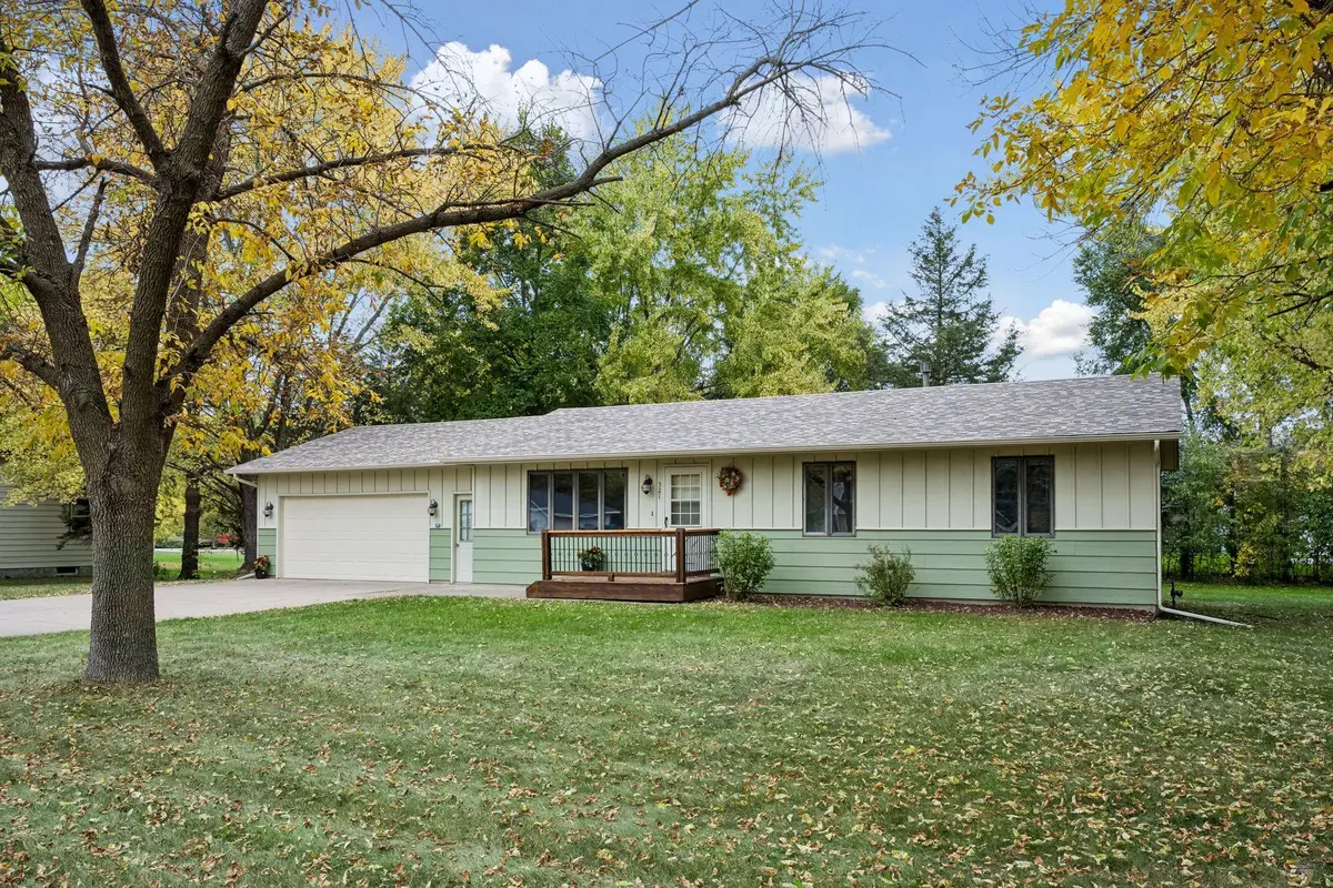 521 Park Avenue, Big Lake, MN 55309 - #1