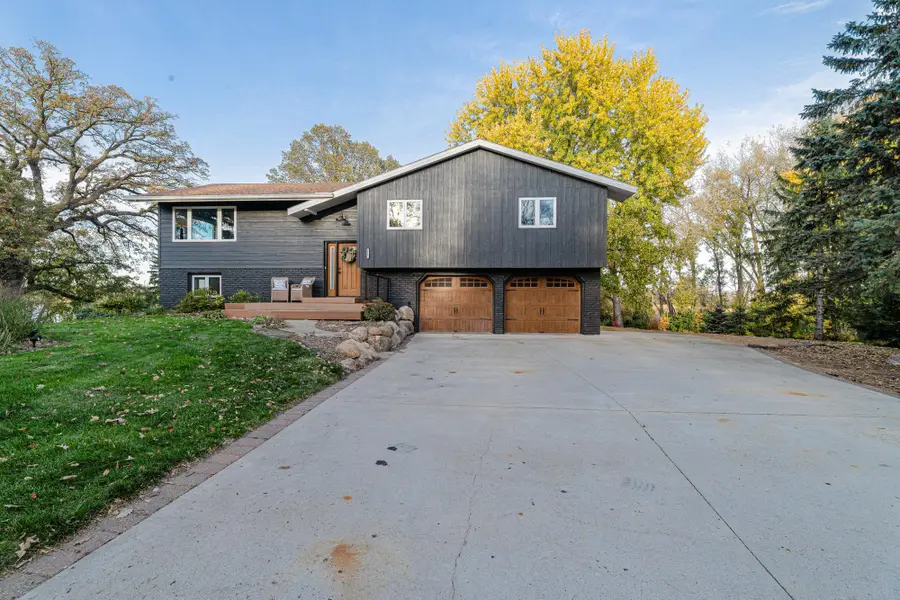 2400 Auburn Drive, Victoria, MN 55386 - #2