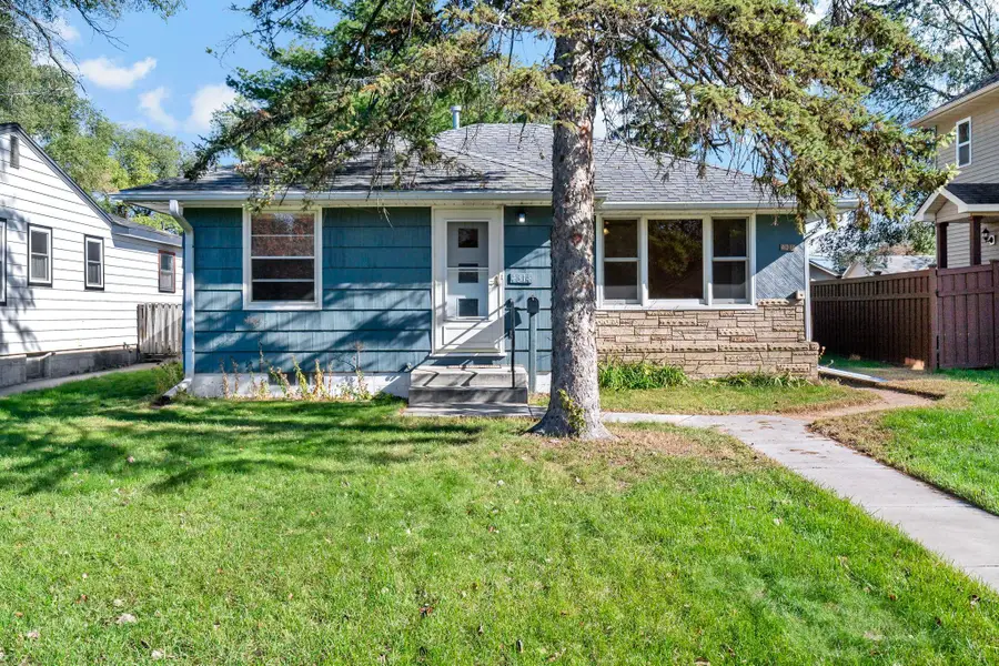 4314 Zane Avenue N, Crystal, MN 55422 - #3
