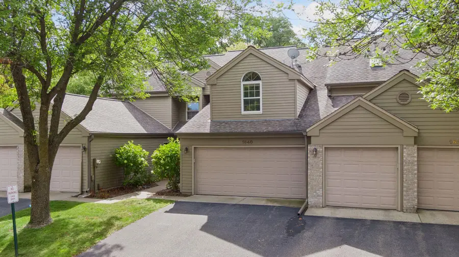 1640 Rose Hill Circle, Saint Paul, MN 55108 - #2