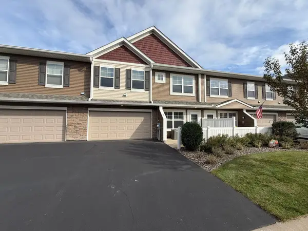 9873 5th Street Lane N, Lake Elmo, MN 55042