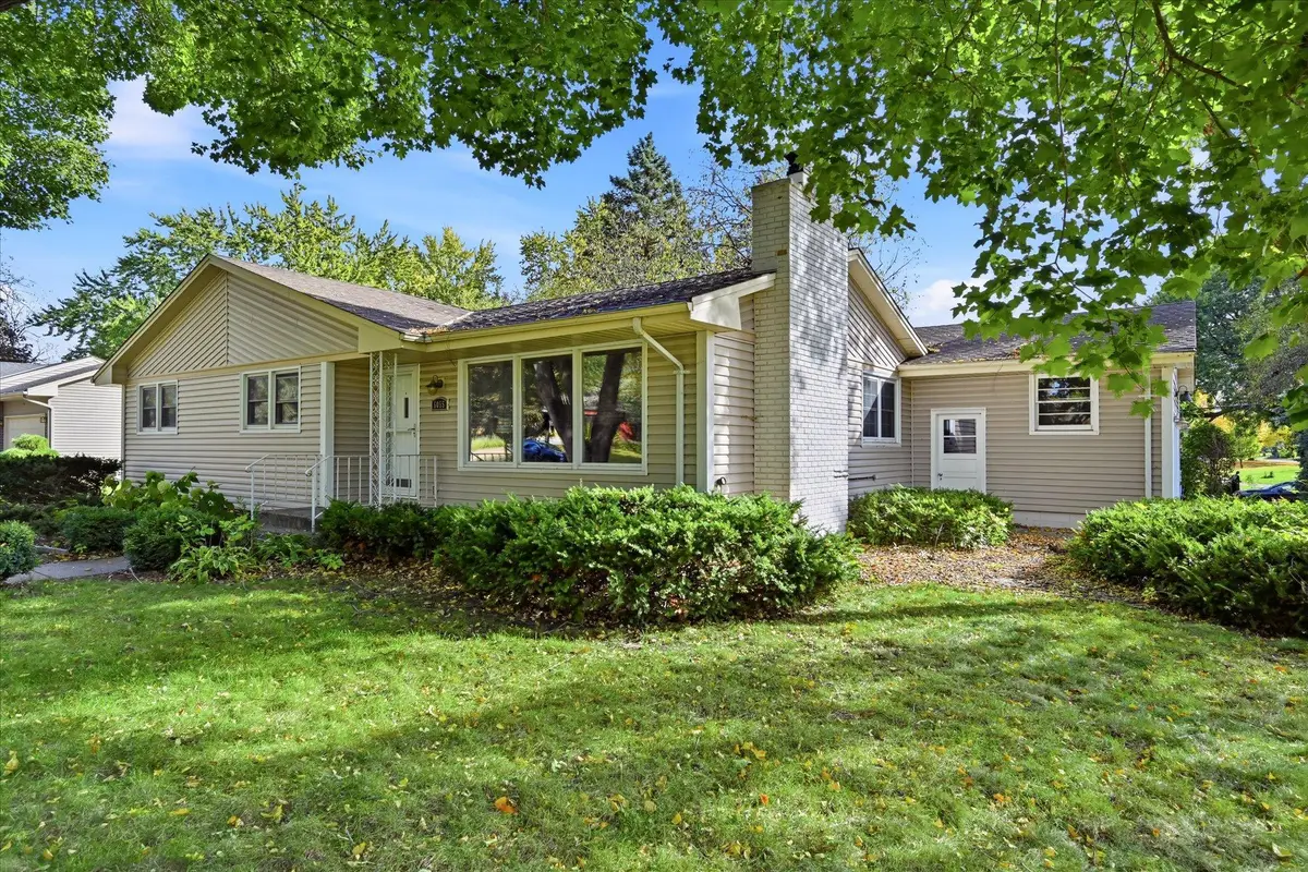 6055 Westbrook Road, Golden Valley, MN 55422 - #1