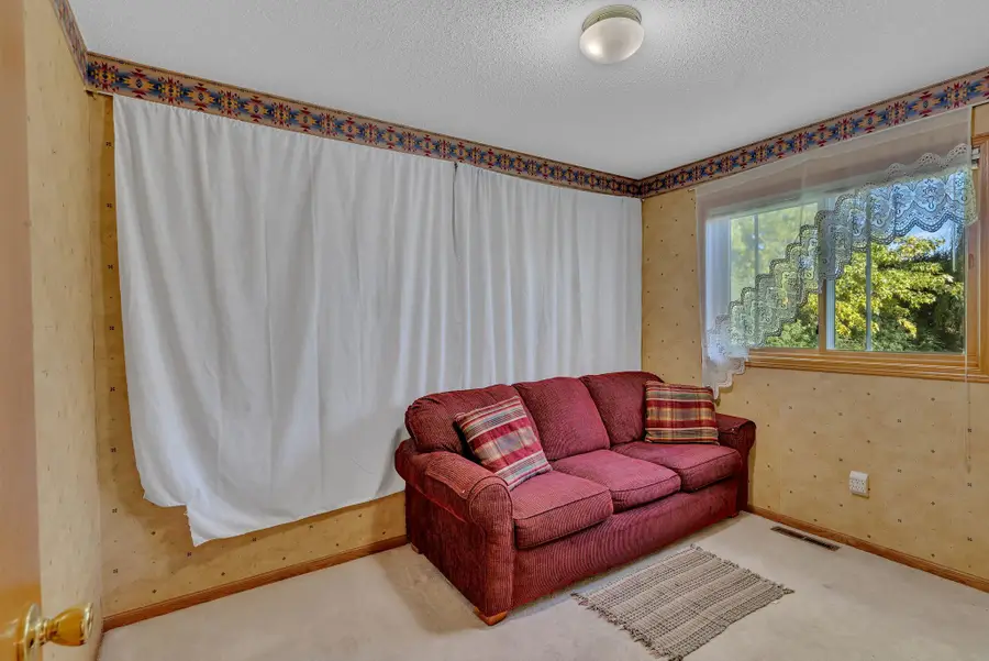 601 25th Street Se, Willmar, MN 56201 - #3