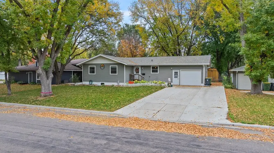 303 E Lyon Street, Marshall, MN 56258 - #2