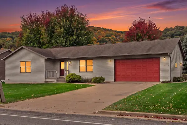 913 Jonathan Lane, La Crescent, MN 55947