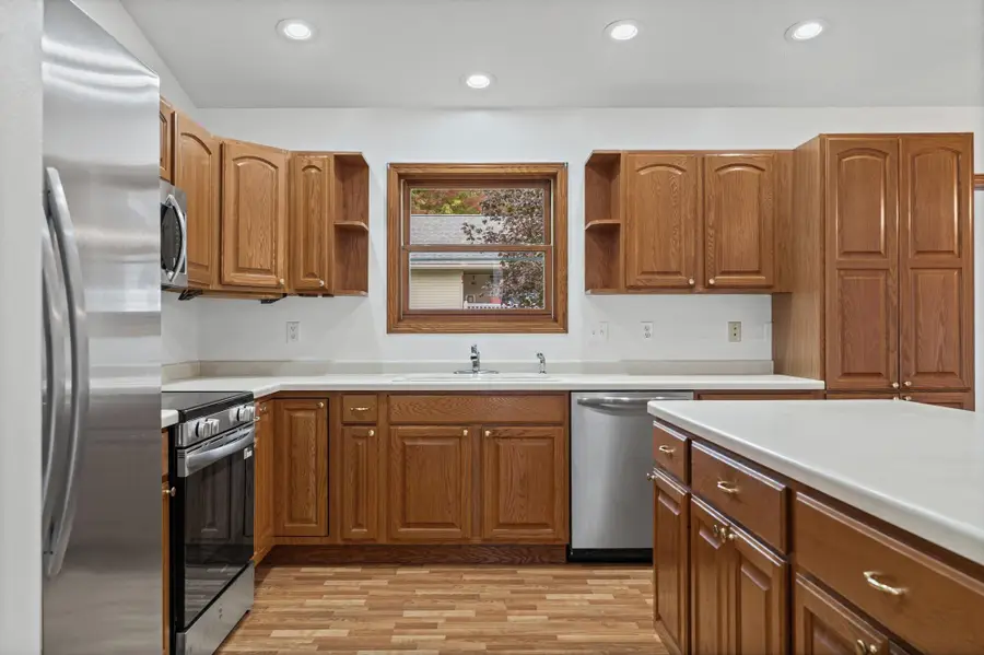 913 Jonathan Lane, La Crescent, MN 55947 - #3