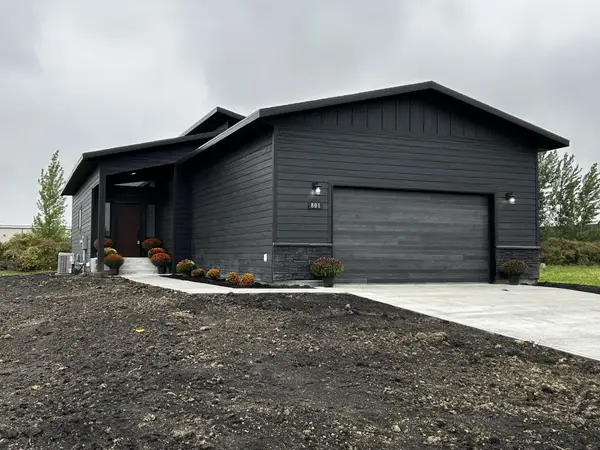 801 1st Avenue Nw, Hillsboro, ND 58045