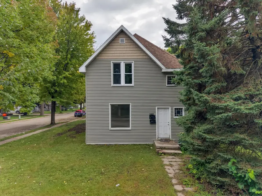 320 Augusta Avenue, Willmar, MN 56201 - #2