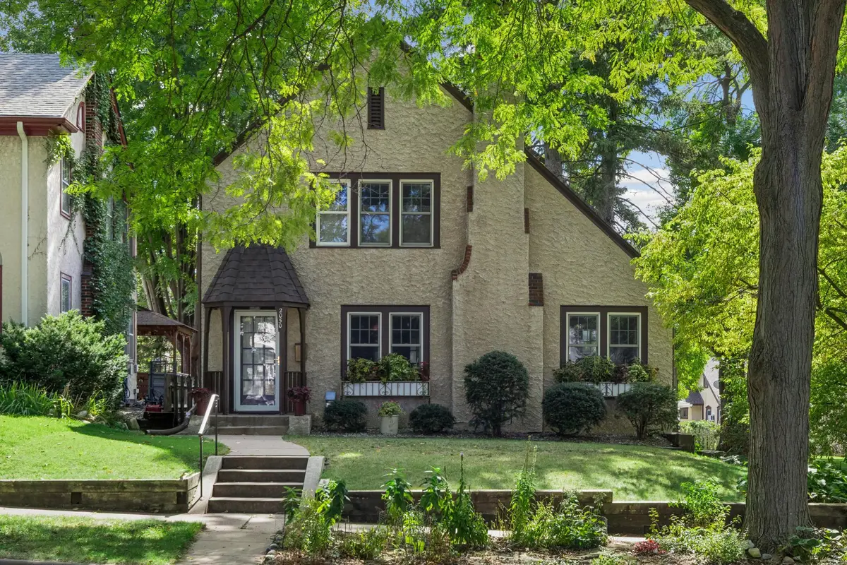 2050 Palace Avenue, Saint Paul, MN 55105 - #1