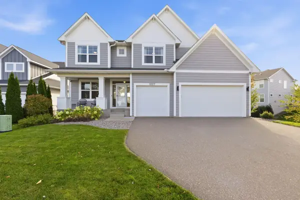 11117 41st Street Circle N, Lake Elmo, MN 55042