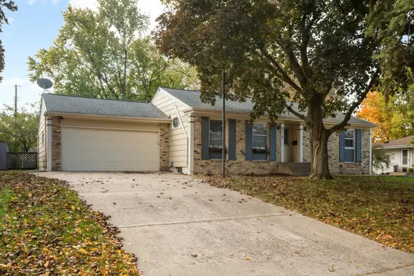 616 Rice Creek Terrace Ne, Fridley, MN 55432