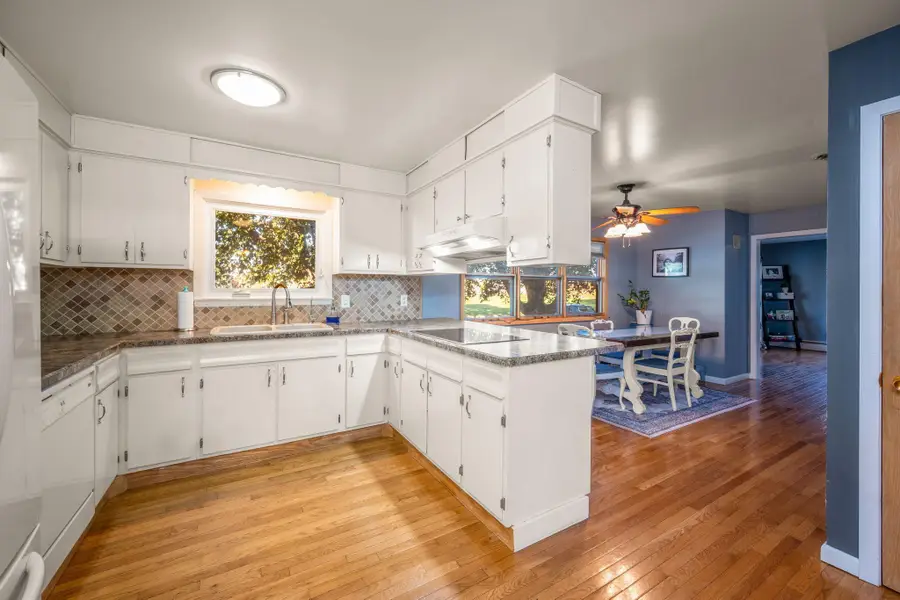 1021 Highland Avenue, Fairmont, MN 56031 - #3