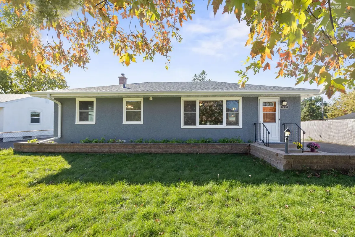 2735 Chippewa Avenue, North Saint Paul, MN 55109 - #1