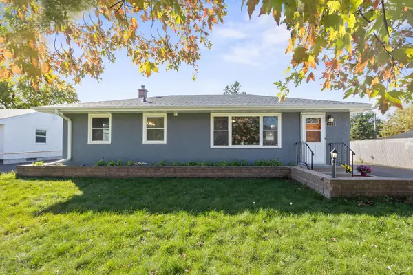 2735 Chippewa Avenue, North Saint Paul, MN 55109
