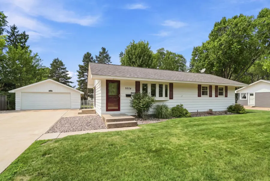 9324 10th Avenue S, Bloomington, MN 55420 - #3