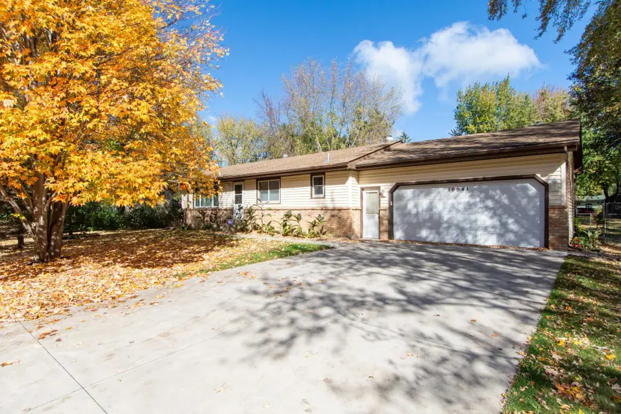 16541 Mankato Street Ne, Ham Lake, MN 55304 - #2