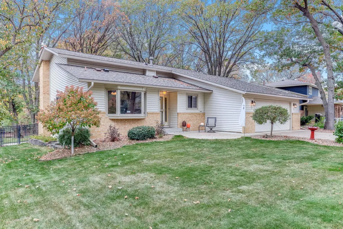 11904 Flintwood Street Nw, Coon Rapids, MN 55448 - #1