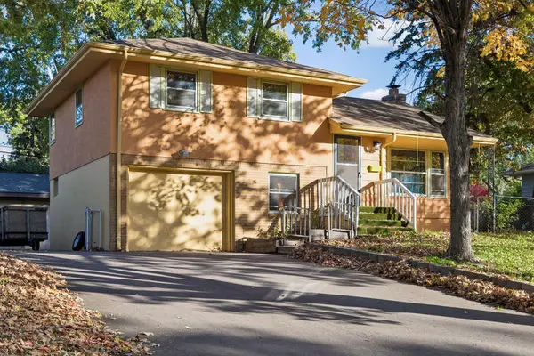 4042 Nevada Avenue N, New Hope, MN 55427