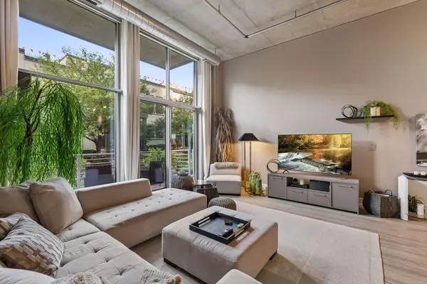 150 2nd Street Ne #B110, Minneapolis, MN 55413
