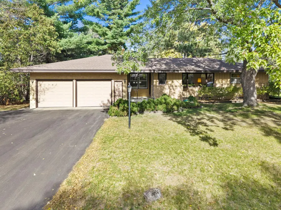 2827 123rd Avenue Nw, Coon Rapids, MN 55433 - #2