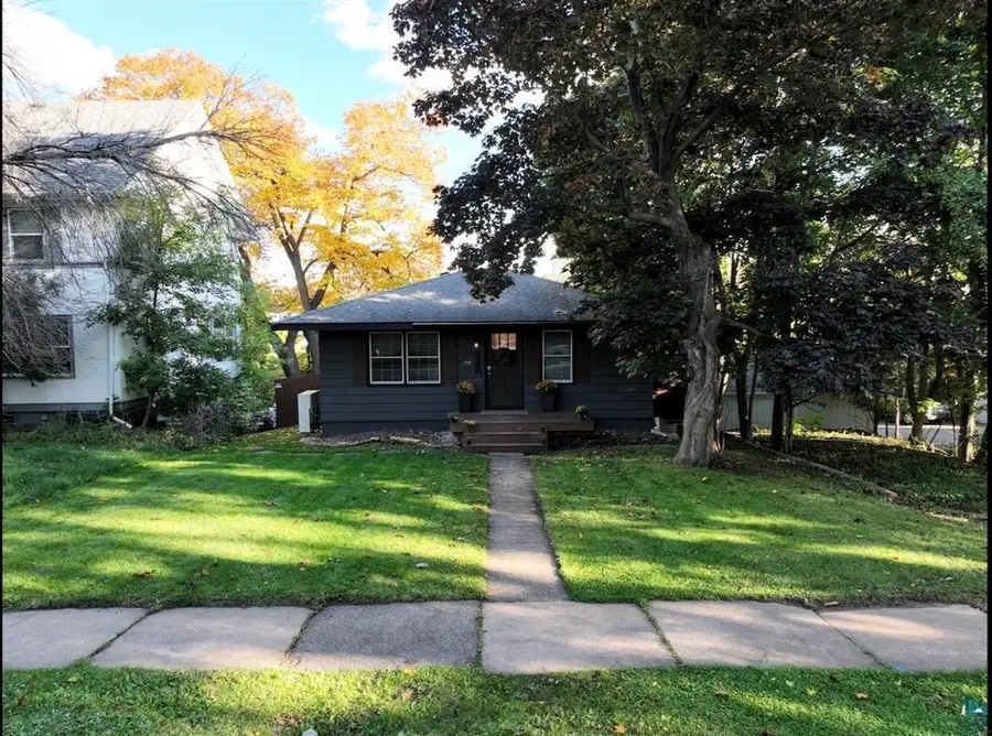 1906 E 6th Street, Duluth, MN 55812 - #2