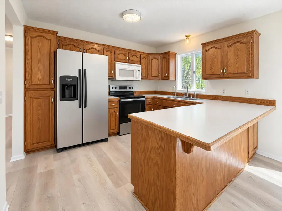 1122 Prairie Court S, Shakopee, MN 55379 - #3