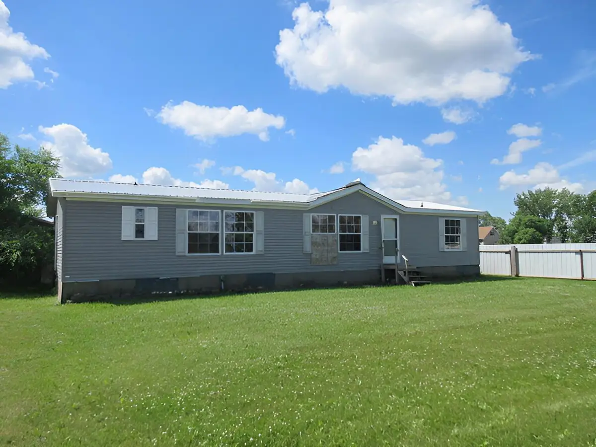 106 Brisbane Lane, Emerado, ND 58228 - #1