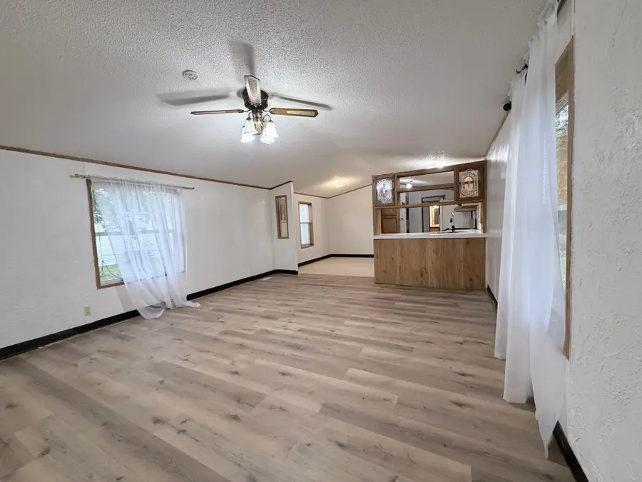 305 Mozart Avenue E, Mankato, MN 56001 - #2