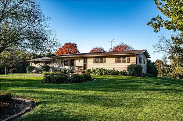 W12481 695th Avenue, Prescott, WI 54021