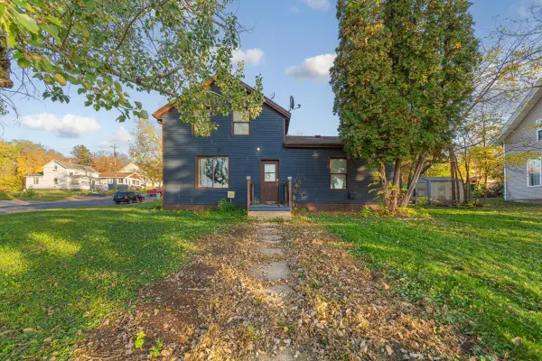 127 N 2nd Street, Le Sueur, MN 56058