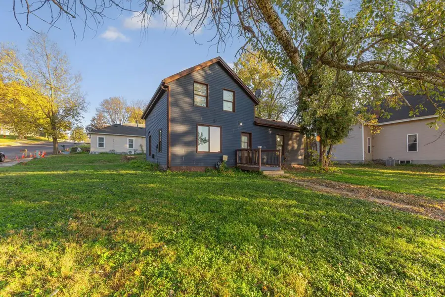 127 N 2nd Street, Le Sueur, MN 56058 - #2