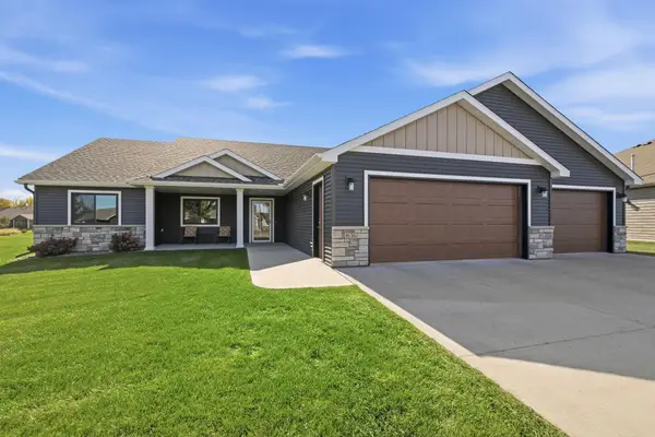 1636 Hurst Castle Road, Saint Cloud, MN 56303