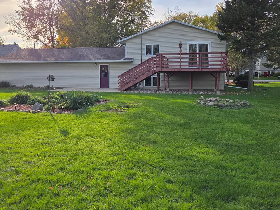 208 2nd Street Sw, Grand Meadow, MN 55936 - #3