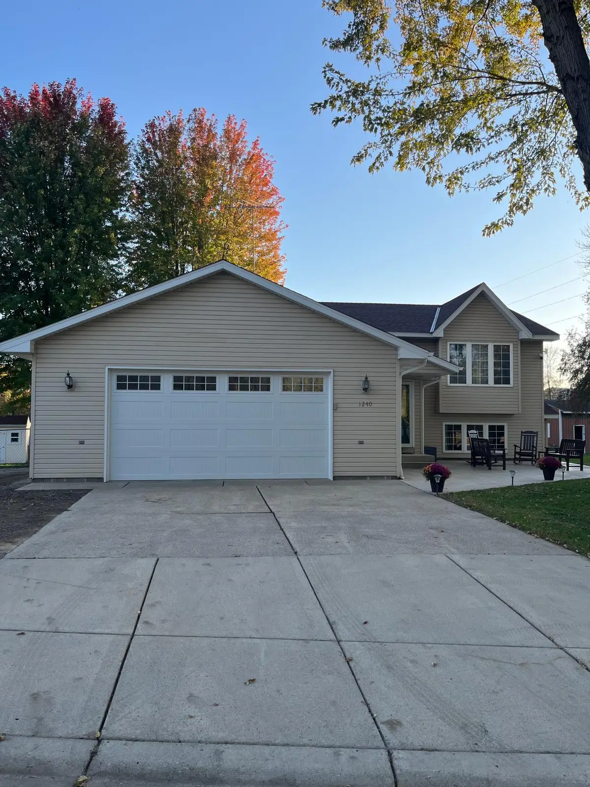 1240 8th Street, Howard Lake, MN 55349 - #1