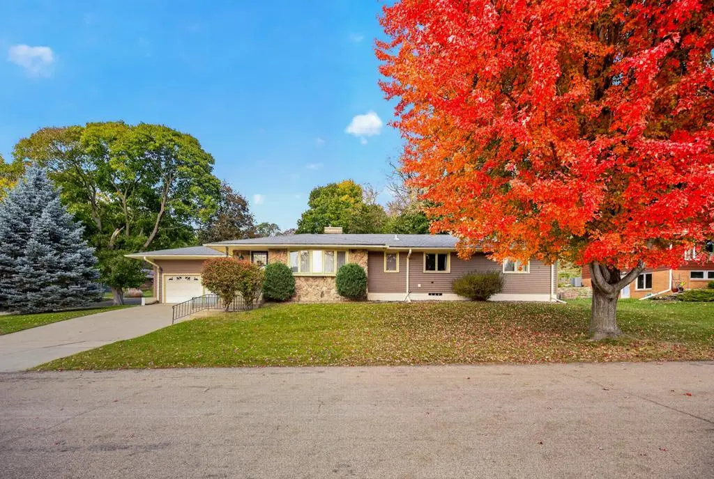 1303 15th Street Ne, Rochester, MN 55906 - #1