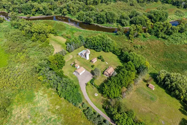 4250 35th Street Sw, Waverly, MN 55390