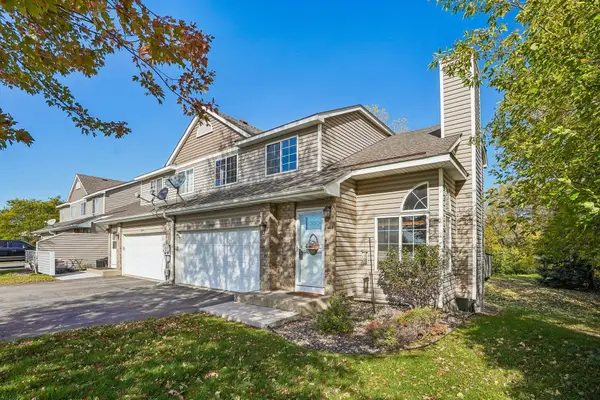 987 Hillwind Road Ne, Fridley, MN 55432