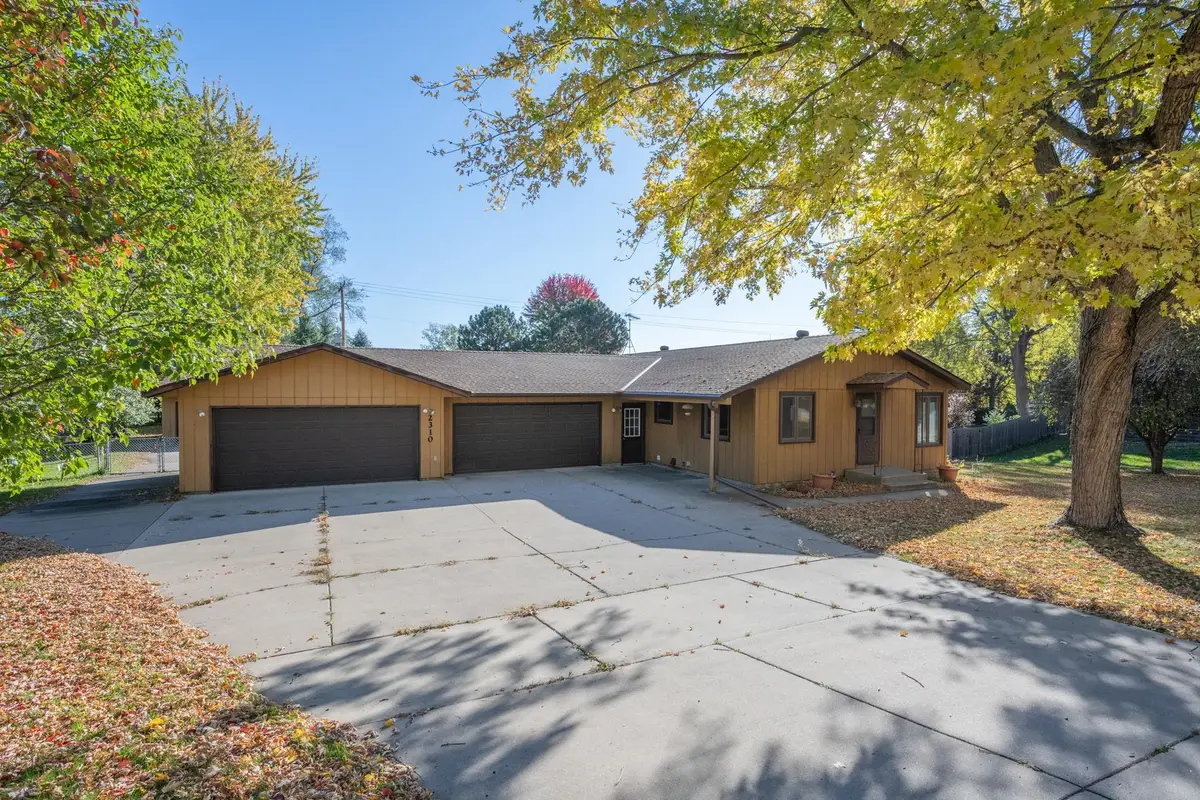 2310 Imperial Drive, Saint Cloud, MN 56301 - #1