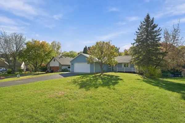 2508 Knoll Circle, Maplewood, MN 55109