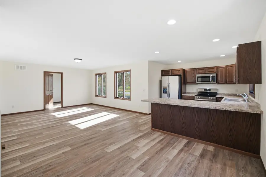 439 11th Street Se, Waseca, MN 56093 - #3